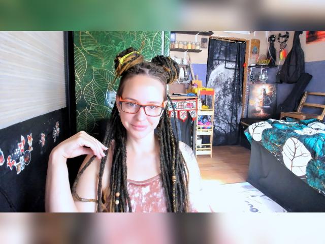 Visit LisaFoxy profile