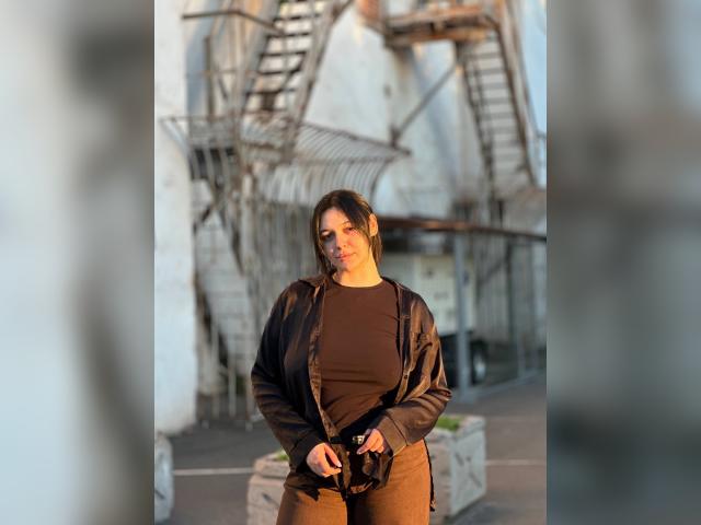 Visit BettieToni profile