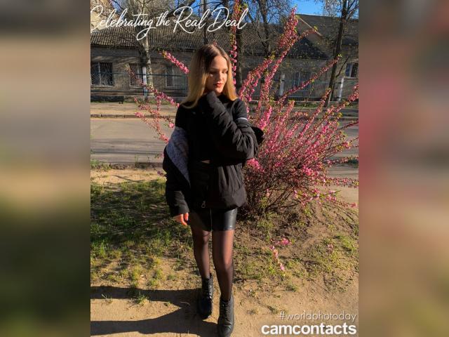 Visit 1PrettyMila profile