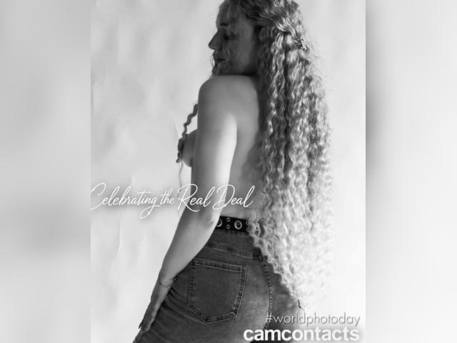 Visit Sweetheart699 profile