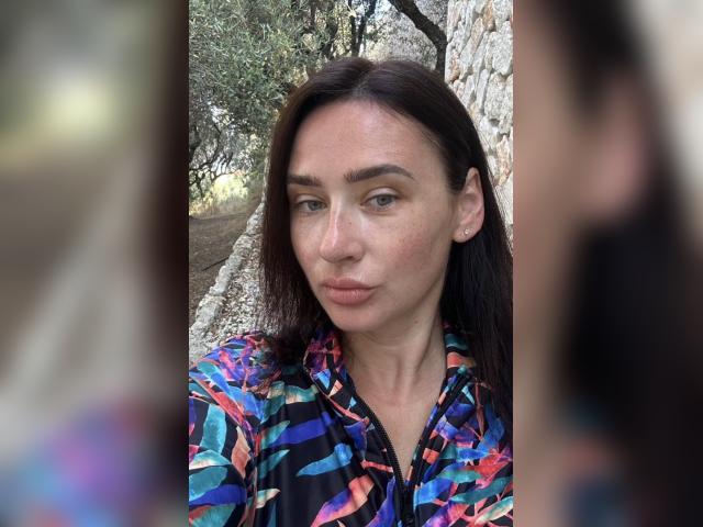 Visit MelinsQueen profile