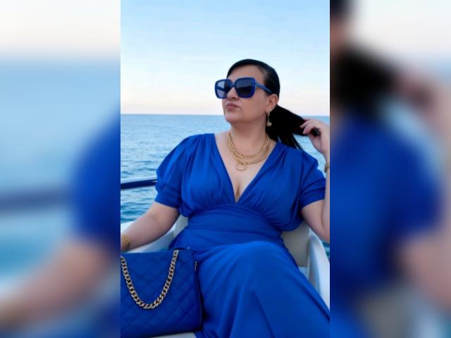 Visit EvgeniyaKISS profile