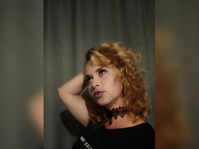 Visit skyJune profile