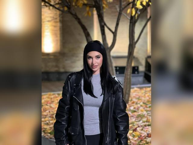Visit Ksennia profile