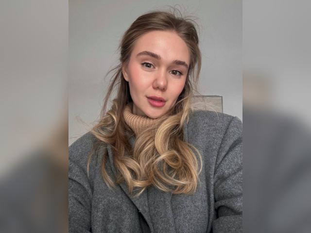 Visit AriaBelle profile