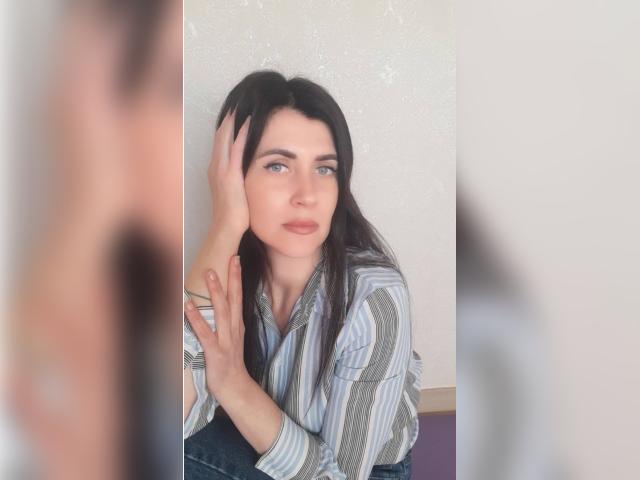 Visit D1ana profile