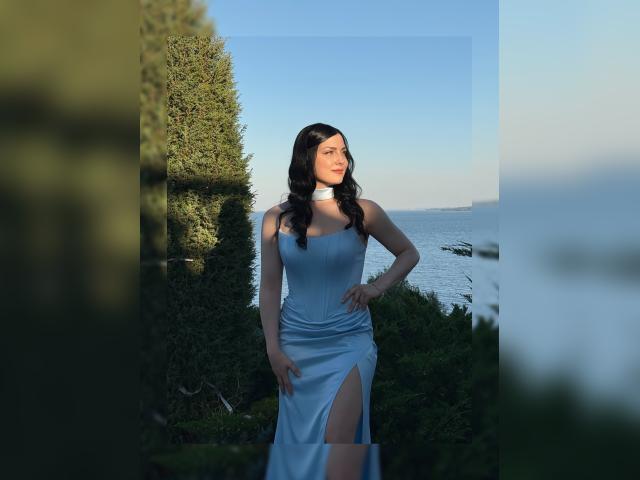 Visit cuteKarinaK profile
