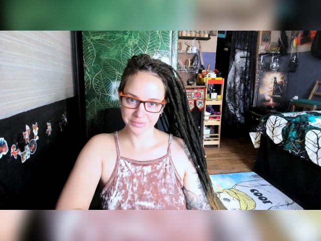 Visit LisaFoxy profile