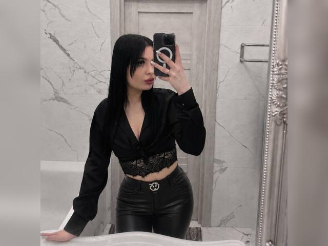 Visit MayaRaya profile