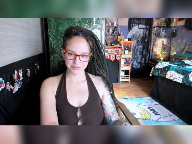 Visit LisaFoxy profile