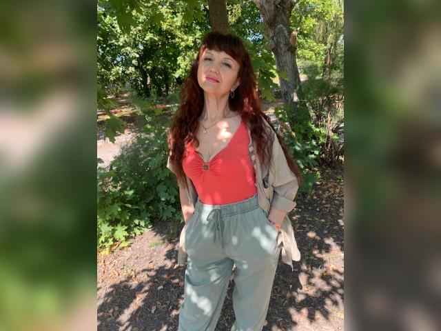 Visit AngelinRed profile