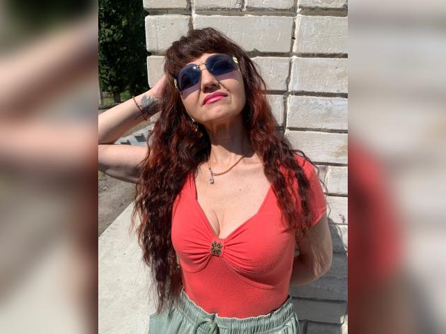 Visit AngelinRed profile