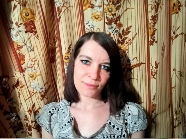 Visit XYourAhSlutX profile