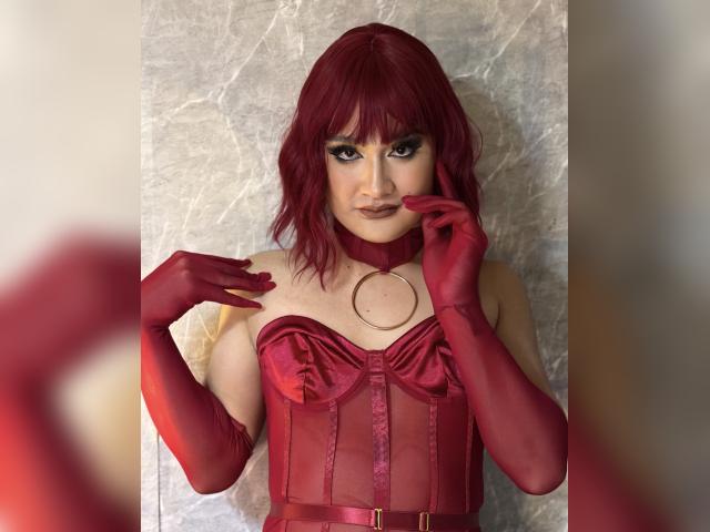 Visit DominanTSussie profile