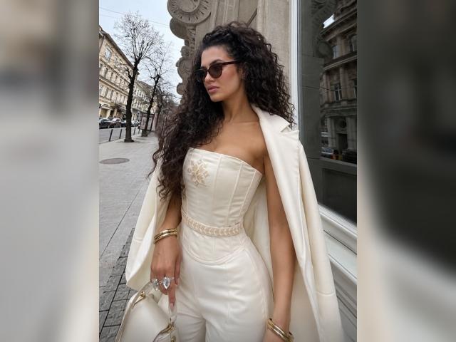 Visit SamirahSadaf profile