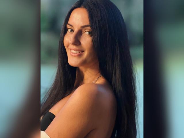 Visit Jassmine profile