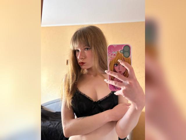 Visit Softkittyy profile