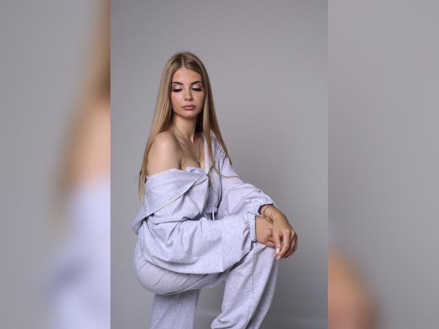 Visit SweetLiiliana profile
