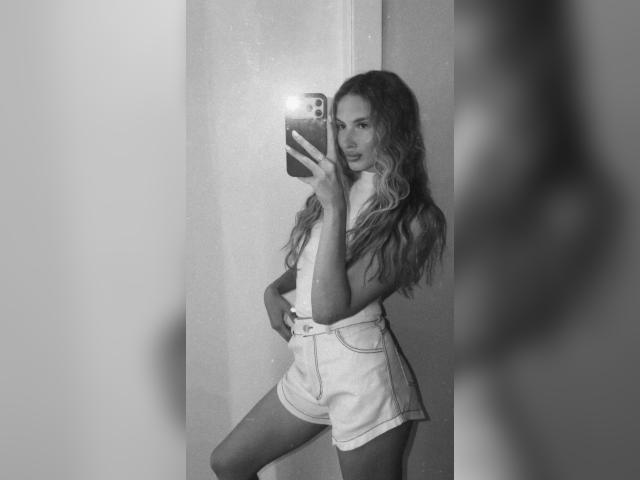 Visit KittyKissy profile