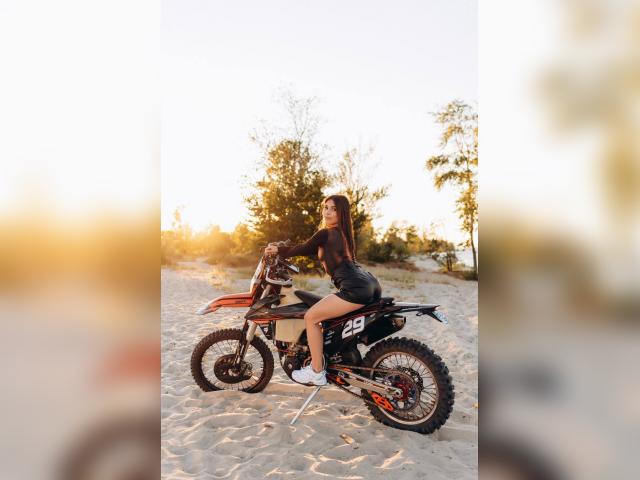 Visit MilaMilkA profile