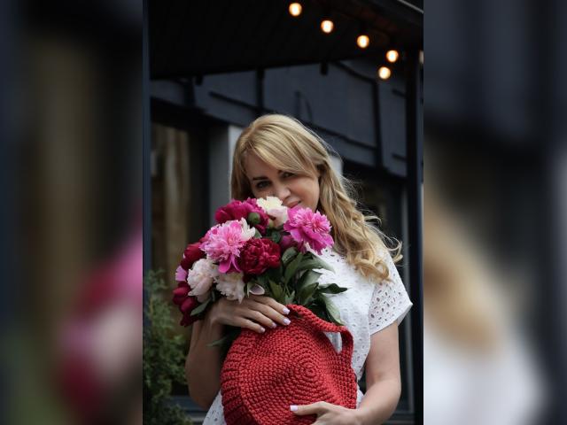Visit LadyElyaWhisp profile