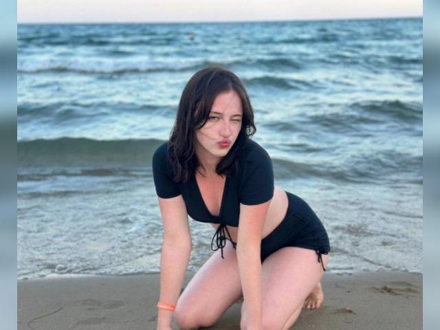 Visit Gabriellla profile