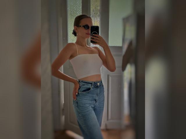 Visit CuteMe01 profile