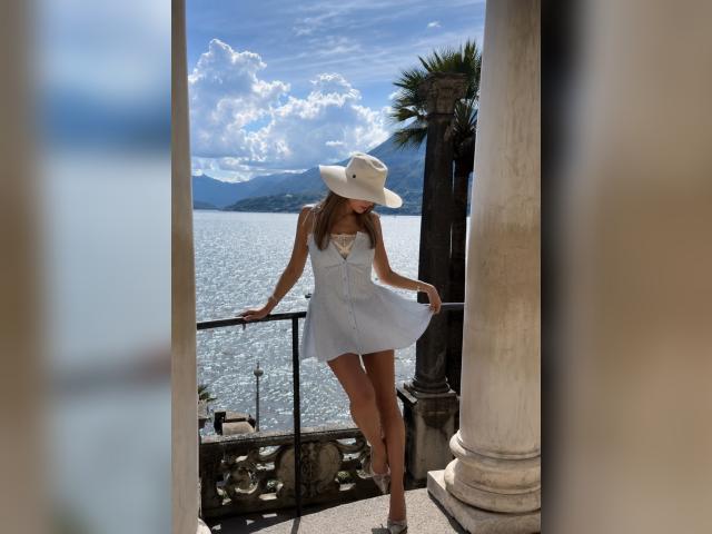 Visit tina888 profile