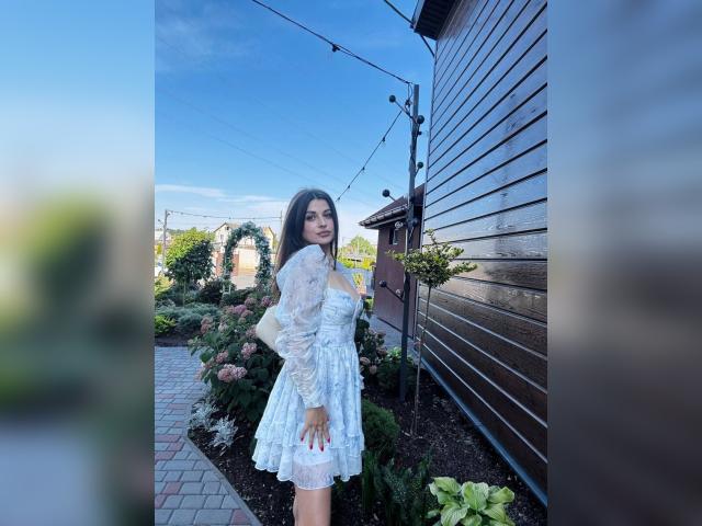 Visit Cinnamon profile