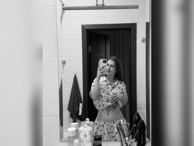Visit MissTempt1 profile