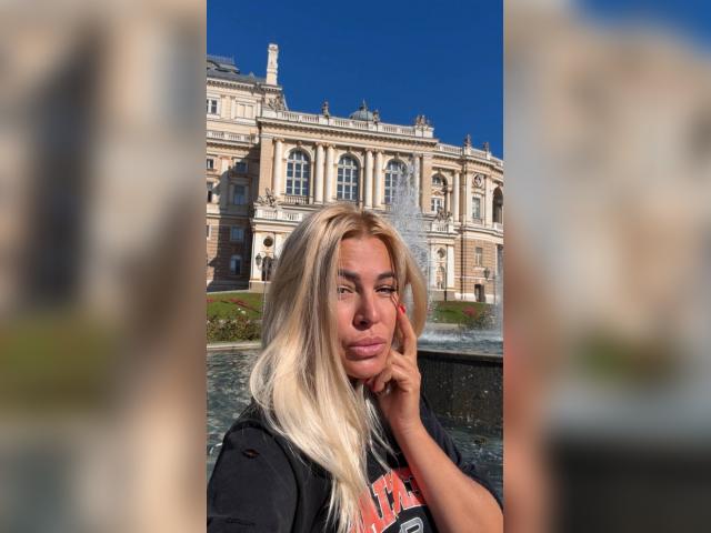 Visit Florielle profile