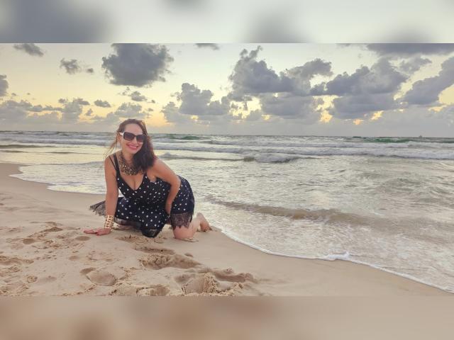 Visit Samanta18 profile