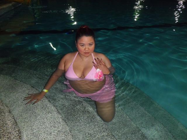 Visit CurvyCharmX profile