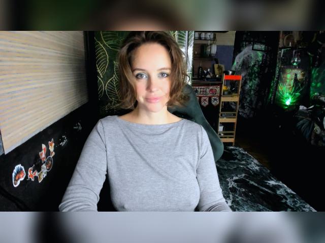 Visit LisaFoxy profile
