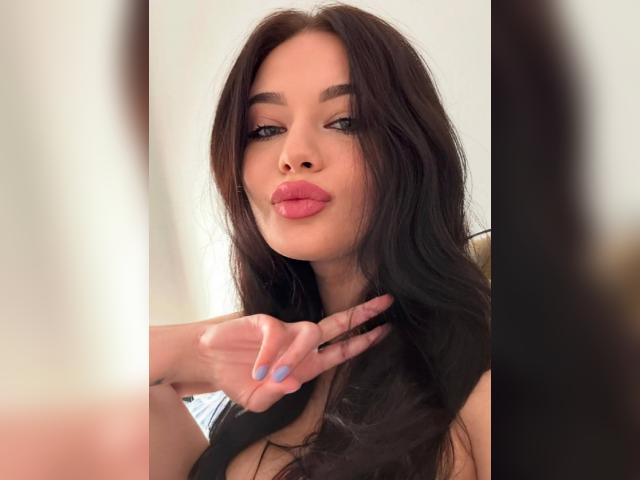 Visit RixiVee profile