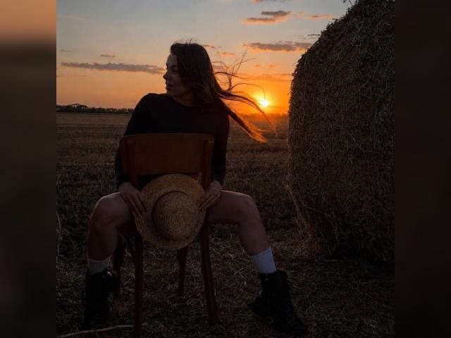 Visit PrettyNgirl24 profile