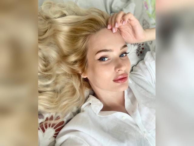 Visit MissLunar profile