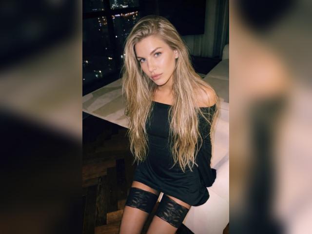 Visit SweetGirlsy profile