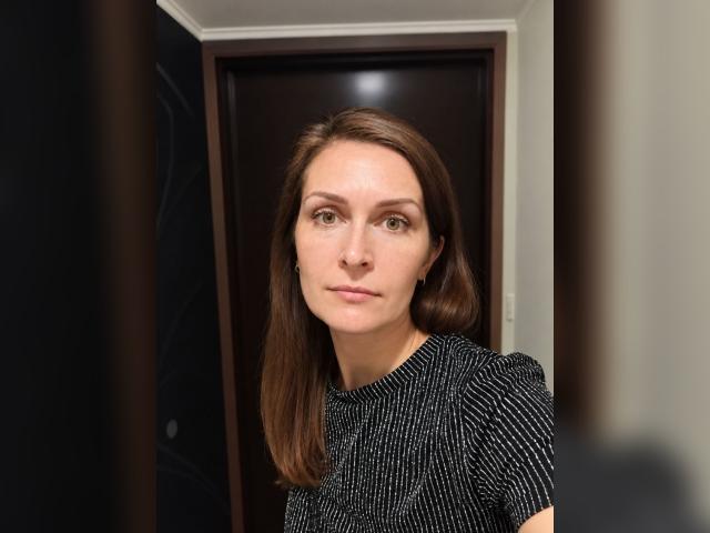 Visit HotWoman profile