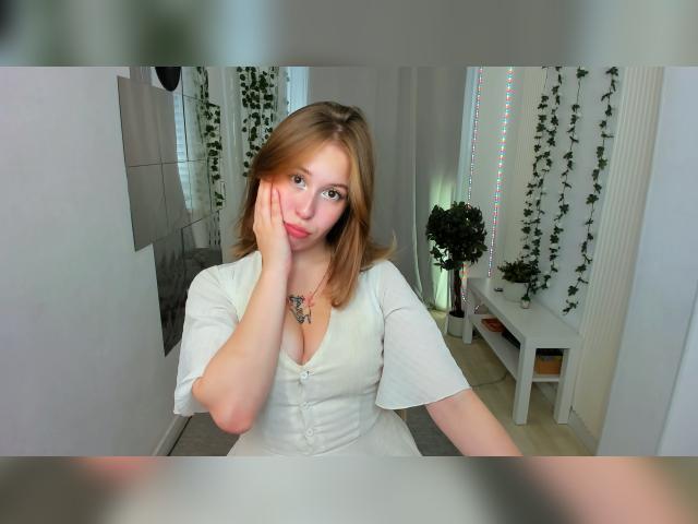 Visit LanaRoselle profile