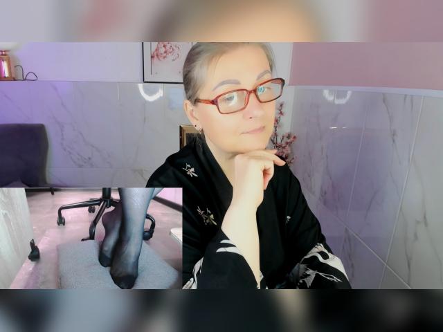 Visit AlexandraKind profile