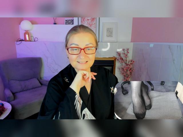 Visit AlexandraKind profile