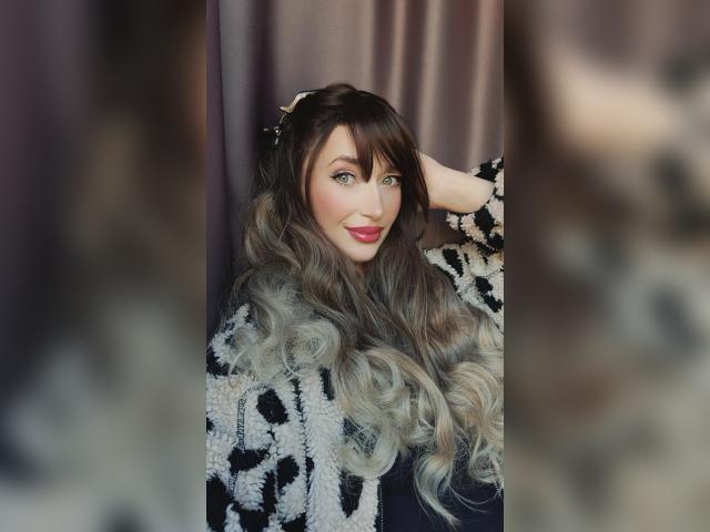 Visit LinaLinaaa profile