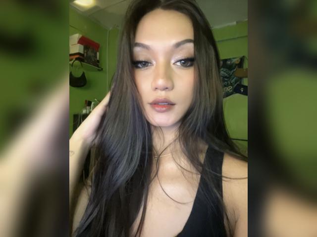 Visit tsbombshell profile