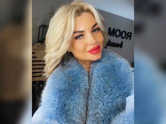 Visit WonderAlicia profile