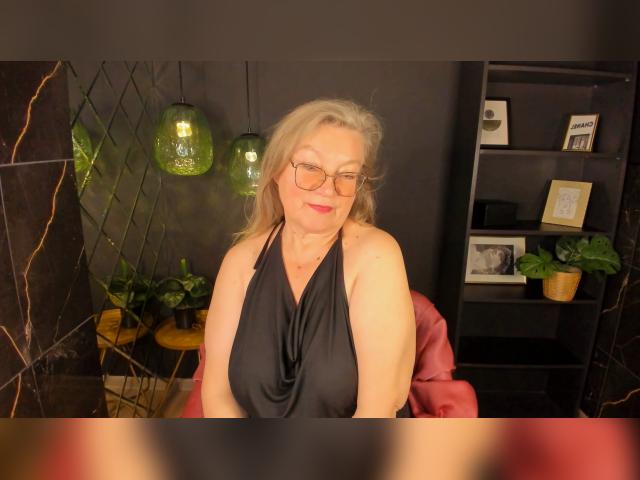 Visit NataliMellow profile