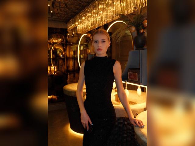 Visit LolaMuse01 profile