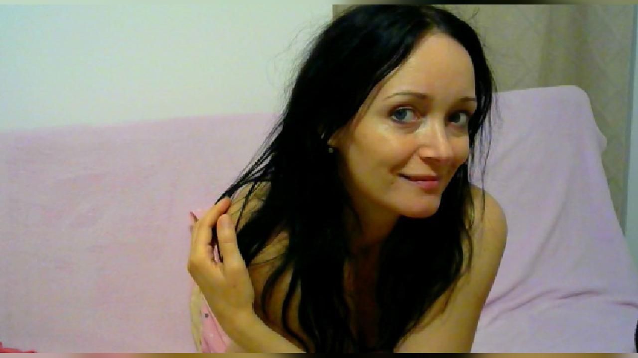 Webcam chat profile for blueflower: Lingerie & stockings