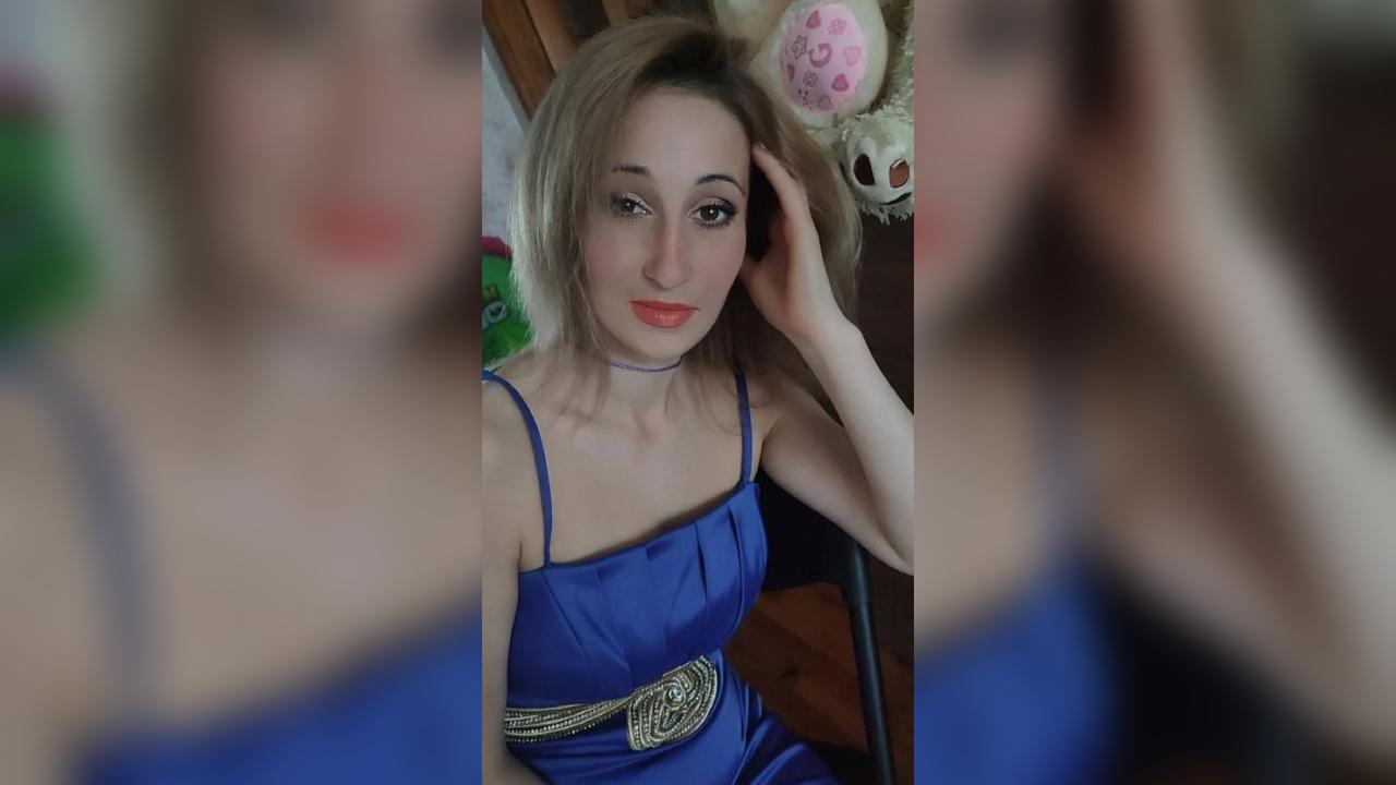 Webcam chat profile for WowWomann