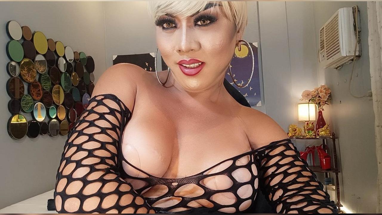 Webcam chat profile for CumOnOverMe: Bondage & discipline